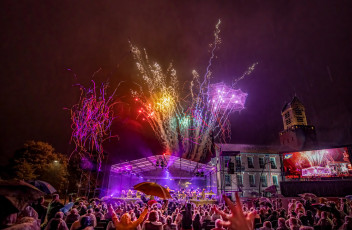 frontaal vuurwerk (1 of 1)